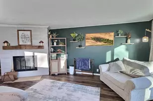 1204 Grove St, Oshkosh, WI 54901 - Photo 3