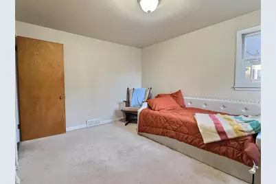 1204 Grove Street, Oshkosh, WI 54901 - Photo 11