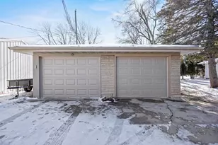 909 W Weiland Ave, Appleton, WI 54914 - Photo 25