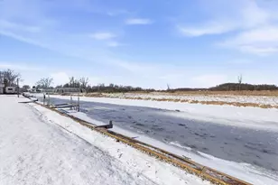 744 Twin Harbor Dr, Winneconne, WI 54986 - Photo 25