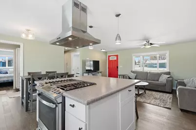 744 Twin Harbor Drive, Winneconne, WI 54986 - Photo 7