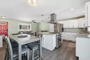 744 Twin Harbor Dr, Winneconne, WI 54986 - Photo 11