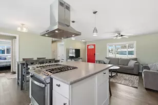 744 Twin Harbor Dr, Winneconne, WI 54986 - Photo 7