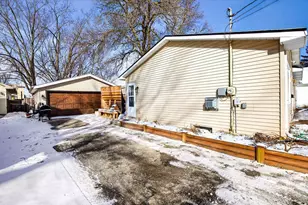 1623 S Jefferson St, Appleton, WI 54915 - Photo 23