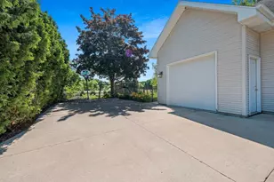 1404 Mahler Blvd, Neenah, WI 54956 - Photo 69