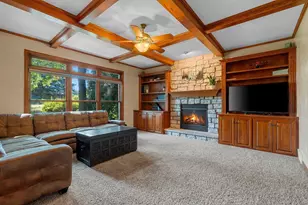 1404 Mahler Blvd, Neenah, WI 54956 - Photo 7