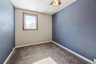 1120 Elizabeth Ave, Marinette, WI 54143 - Photo 3