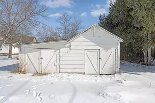 1513 28th Ave, Menominee, MI 49858 - Photo 5