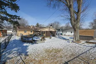 432 N Locust St, Green Bay, WI 54303 - Photo 57