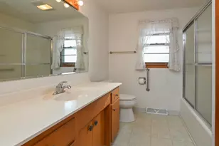 432 N Locust St, Green Bay, WI 54303 - Photo 29