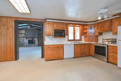 432 N Locust Street, Green Bay, WI 54303 - Photo 9