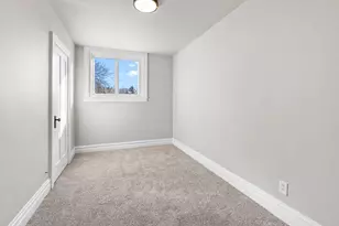 183 E McWilliams St, Fond du Lac, WI 54935 - Photo 11