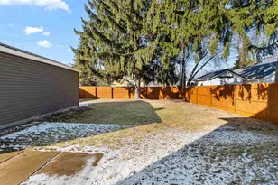 183 E McWilliams St, Fond du Lac, WI 54935 - Photo 21