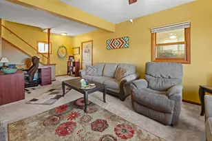 609 Grove St, Beaver Dam, WI 53916 - Photo 9
