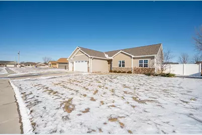 2125 Fox Point Circle, De Pere, WI 54115 - Photo 43