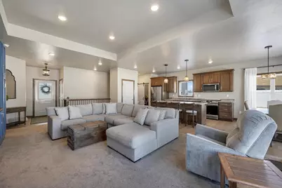 2125 Fox Point Circle, De Pere, WI 54115 - Photo 11