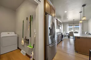 2125 Fox Pt Cir, De Pere, WI 54115 - Photo 35