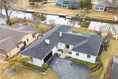 933 Starboard Court, Oshkosh, WI 54901 - Photo 3