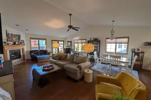 114 E North Water St, New London, WI 54961 - Photo 13