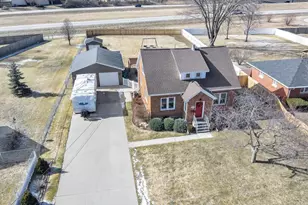 1208 S Erie St, De Pere, WI 54115 - Photo 21