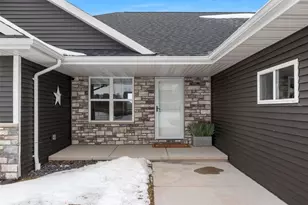 2885 Sussex Rd, Green Bay, WI 54311 - Photo 5