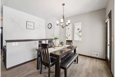 1911 Bear Paw Trail, Kaukauna, WI 54130 - Photo 9