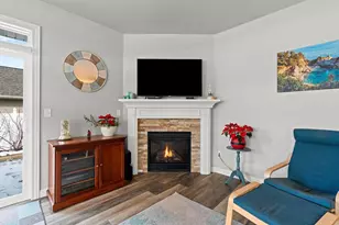 3861 Meunier Ln, Green Bay, WI 54311 - Photo 7