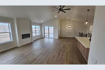 N9208 Homestead Lane, Appleton, WI 54915 - Photo 13