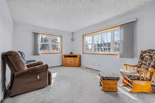 W5684 Firelane 12, Menasha, WI 54952 - Photo 15