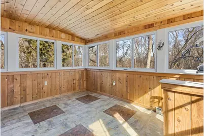 W5684 Firelane 12, Menasha, WI 54952 - Photo 31