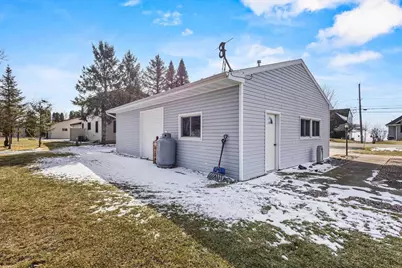 W5684 Firelane 12, Menasha, WI 54952 - Photo 57