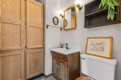 W5684 Firelane 12, Menasha, WI 54952 - Photo 35