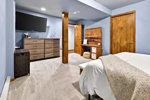 W5981 Woodsedge Ct, Appleton, WI 54915 - Photo 33