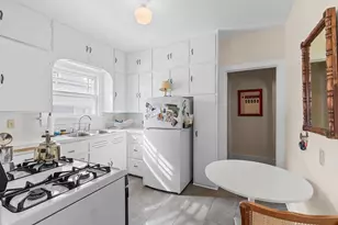 233 Woodlawn Ave, Green Bay, WI 54303 - Photo 11