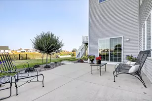 5667 N Summerland St, Appleton, WI 54913 - Photo 21