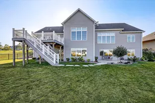 5667 N Summerland St, Appleton, WI 54913 - Photo 17