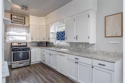 1412 Jefferson Street, Oshkosh, WI 54901 - Photo 5