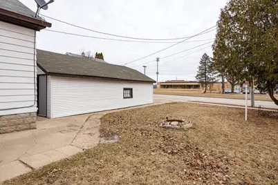 1412 Jefferson Street, Oshkosh, WI 54901 - Photo 23