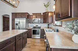 1823 Nation Ct, Neenah, WI 54956 - Photo 11