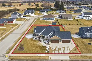 834 Evergreen Dr, Brownsville, WI 53006 - Photo 43