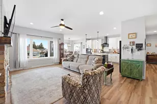 834 Evergreen Dr, Brownsville, WI 53006 - Photo 3