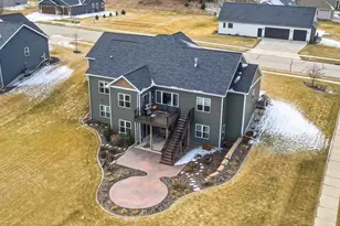 834 Evergreen Dr, Brownsville, WI 53006 - Photo 41