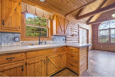 N8665 Firelane 10, Menasha, WI 54952 - Photo 7