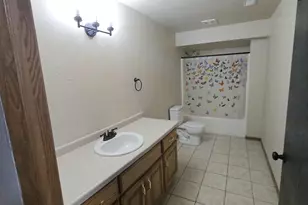 1906 Mitchell St, Oshkosh, WI 54901 - Photo 33