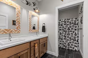 1143 Ava Ct, Neenah, WI 54956 - Photo 41