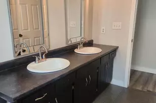 31 N Linden Ln, Appleton, WI 54915 - Photo 11