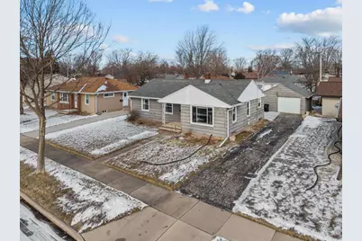 920 E Marquette Street, Appleton, WI 54911 - Photo 1