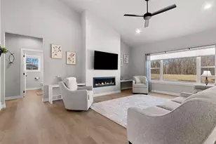 1652 Torchwood Trl, De Pere, WI 54115 - Photo 9
