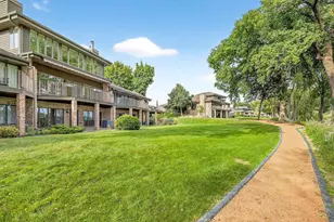 2905 Fox Run, Appleton, WI 54914 - Photo 43