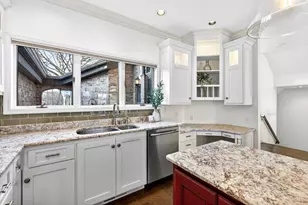 2905 Fox Run, Appleton, WI 54914 - Photo 9